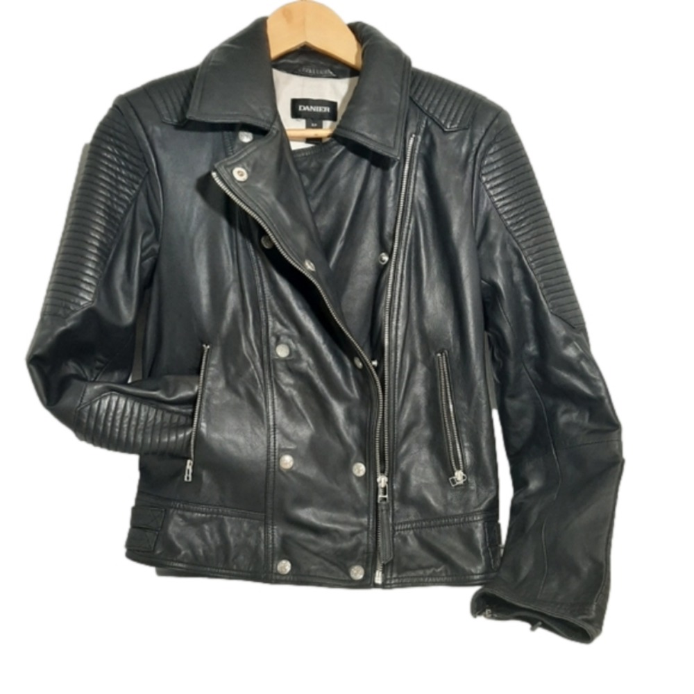HOT TREND!! Barely worn DANIER BIKER/MILITARY LEATHER JACKET Black Size S